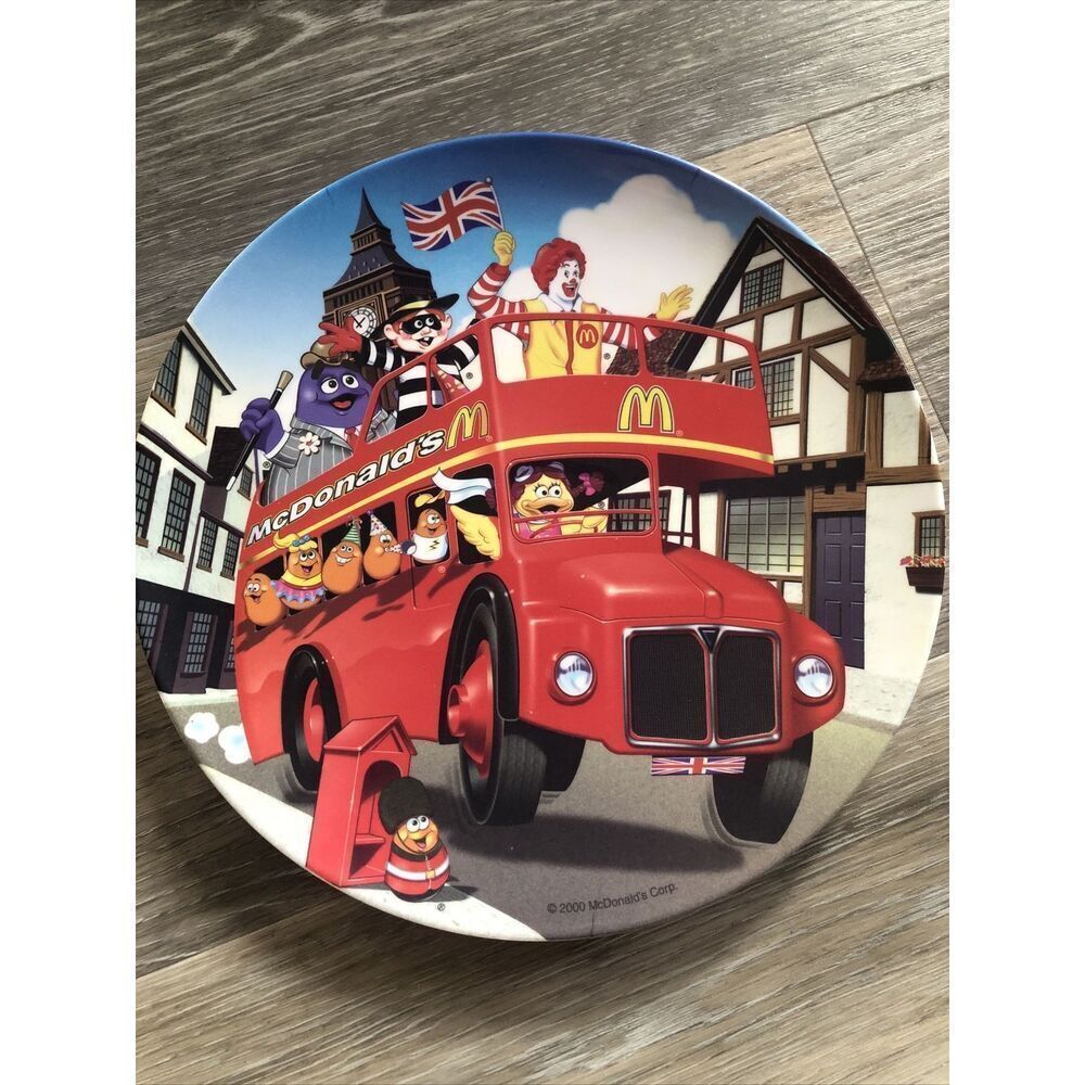 Vintage 2000 McDonald's Collector Plate Great Britain Double Decker Bus. Vintage